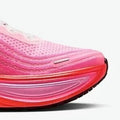 Vomero Plus Hyper Pink