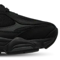9060 Black Cat